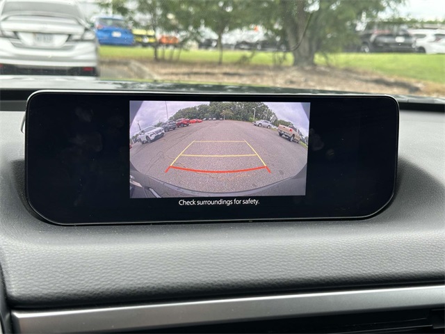 Vehicle image 17 of 26