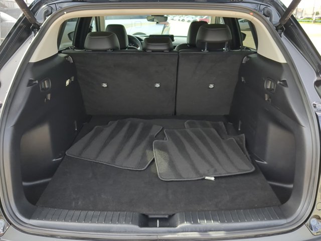 2024 Mazda CX-50 2.5 S Preferred Package Image 11 of 40