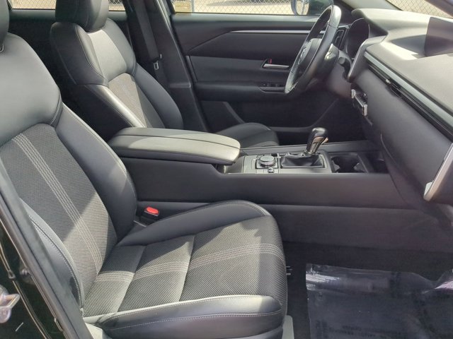 2024 Mazda CX-50 2.5 S Preferred Package Image 12 of 40