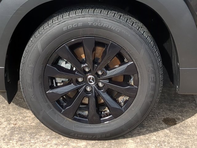 2024 Mazda CX-50 2.5 S Preferred Package Image 10 of 40