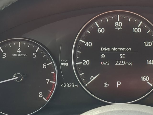 2024 Mazda CX-50 2.5 S Preferred Package Image 21 of 40