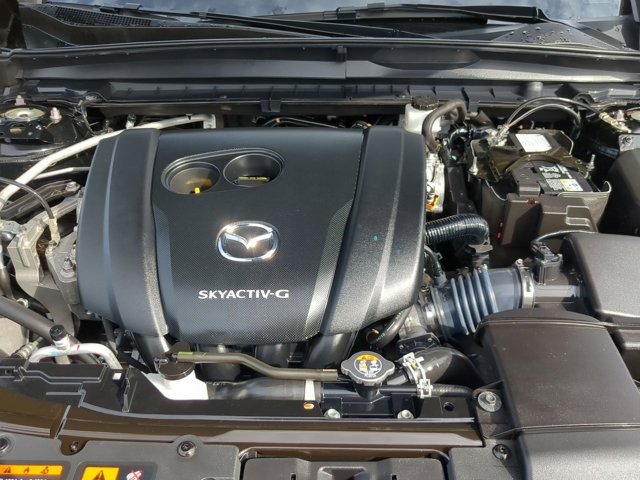 2024 Mazda CX-50 2.5 S Preferred Package Image 9 of 40