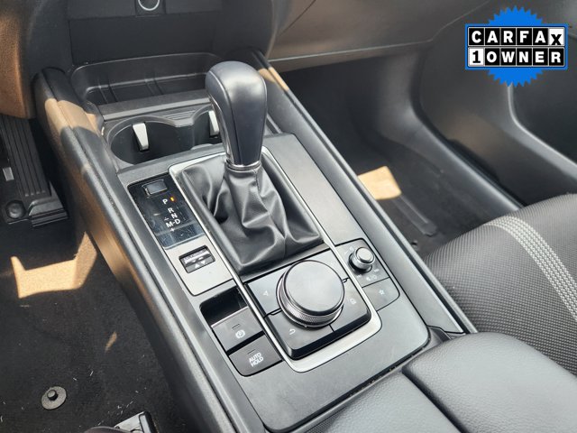 Vehicle image 17 of 30