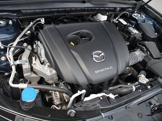 2024 Mazda CX-50 2.5 S Preferred Package Image 10 of 28