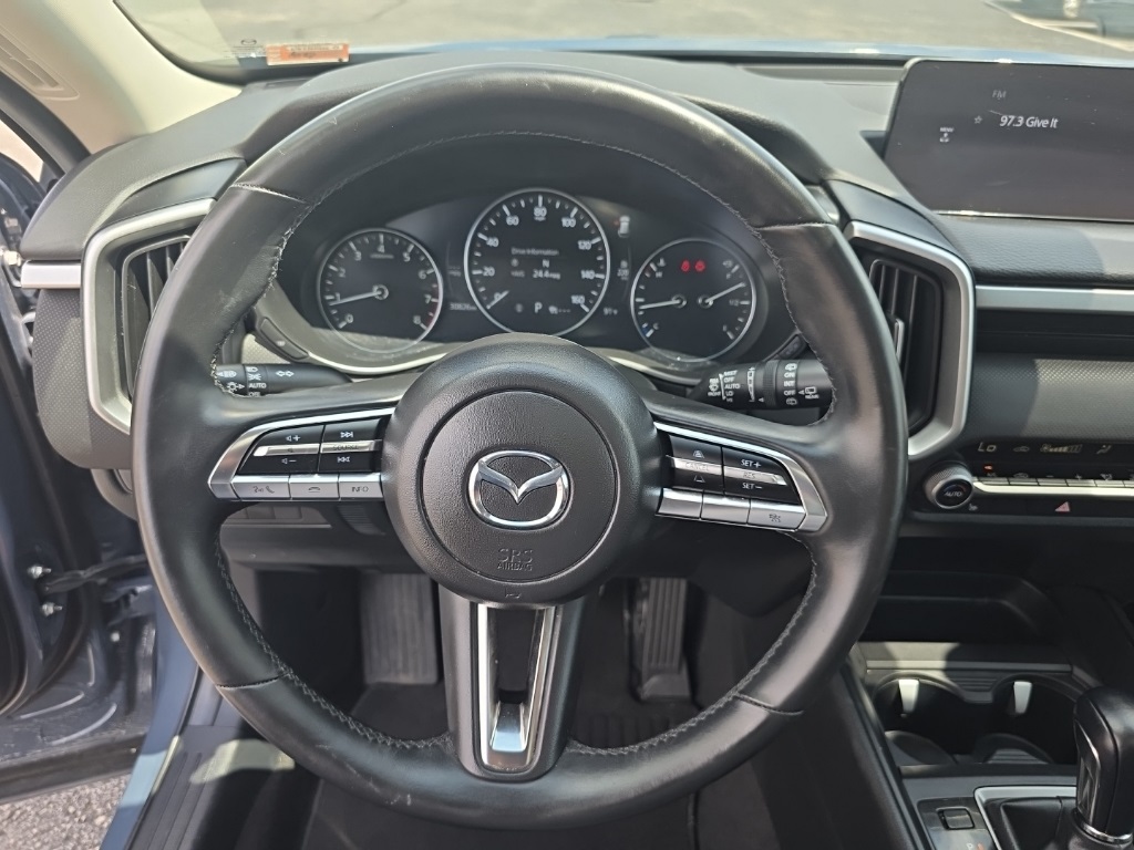 Vehicle image 19 of 28