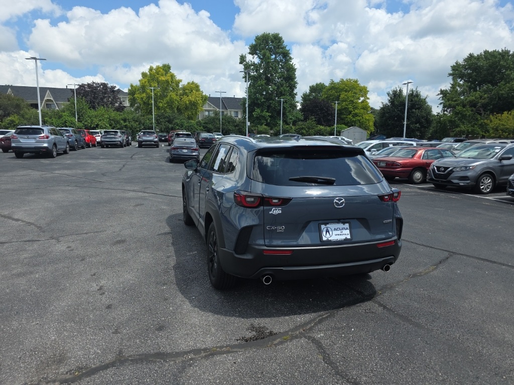 Vehicle image 7 of 28