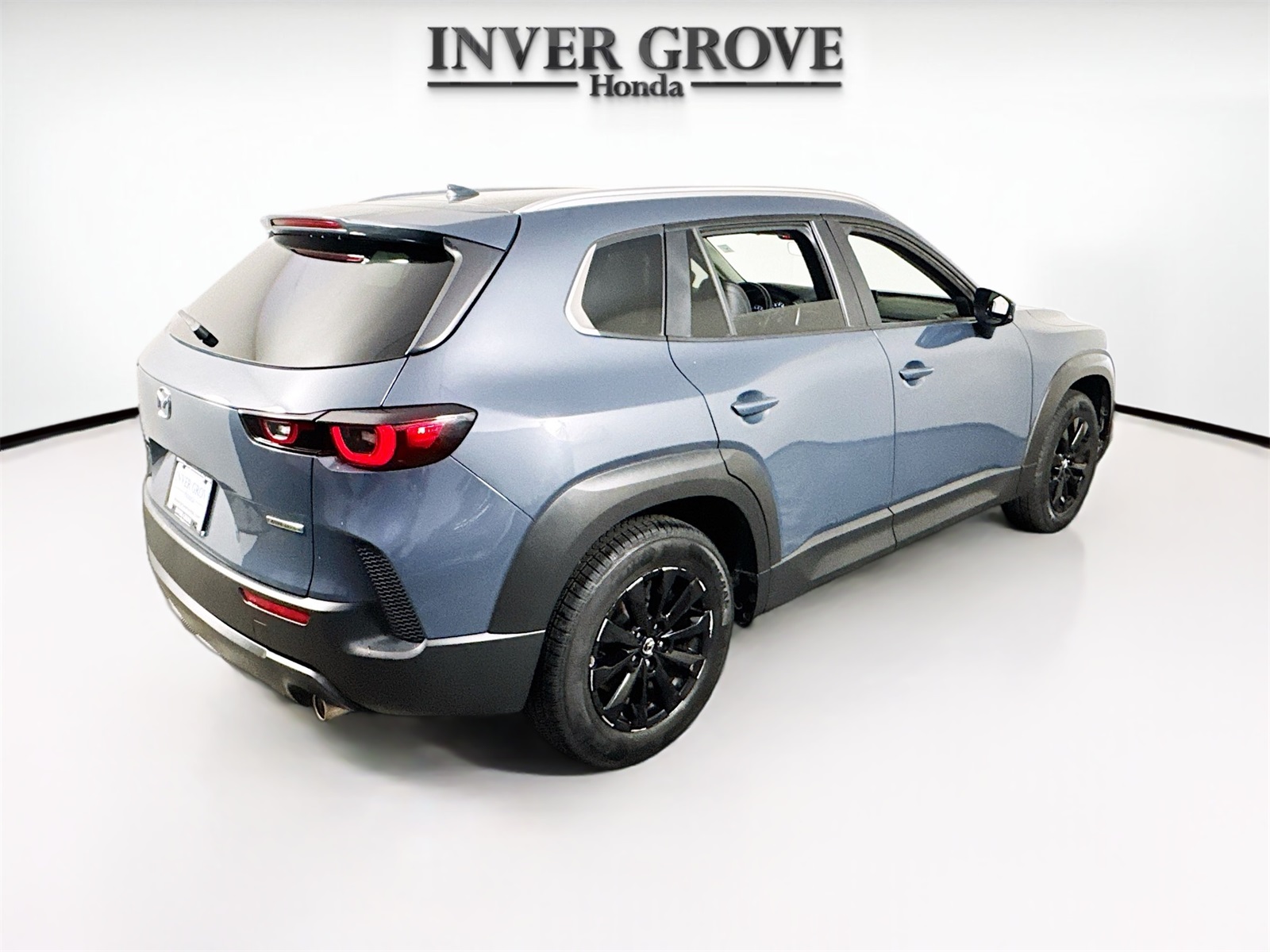 2024 Mazda CX-50 2.5 S Premium Package Image 5 of 22