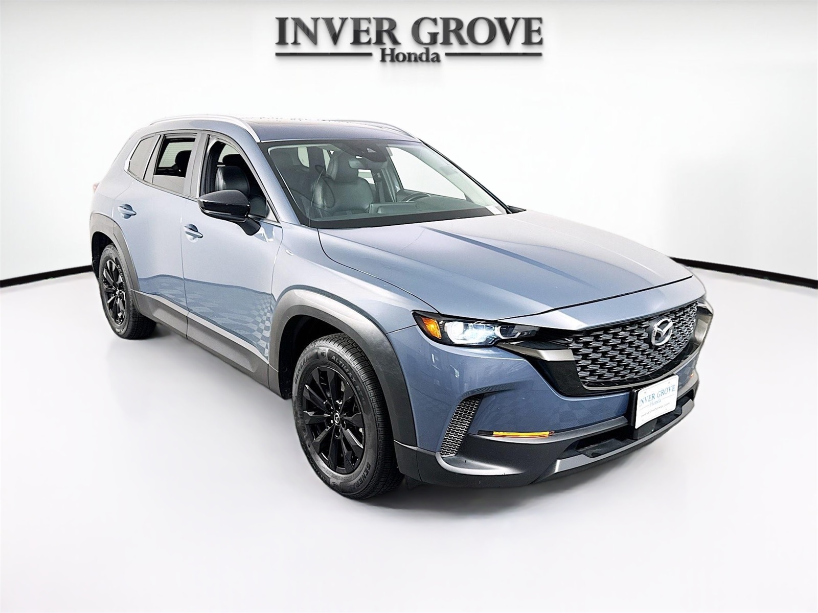 2024 Mazda CX-50 2.5 S Premium Package Image 3 of 22
