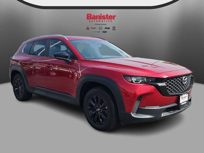 2024 Mazda CX-50 2.5 S Premium Package Image 3 of 30