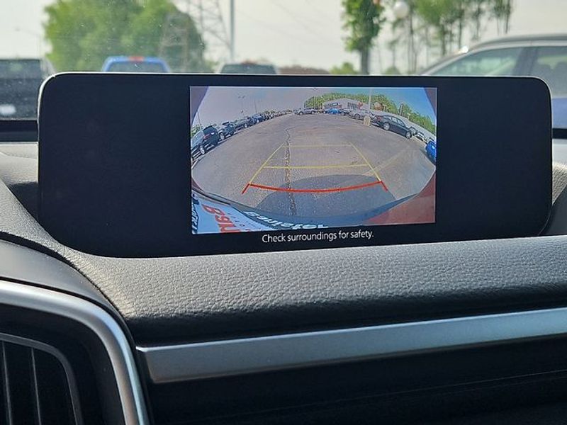 2024 Mazda CX-50 2.5 S Premium Package Image 18 of 30