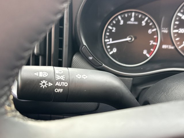 2024 Mazda CX-50 2.5 S Select Package Image 24 of 64