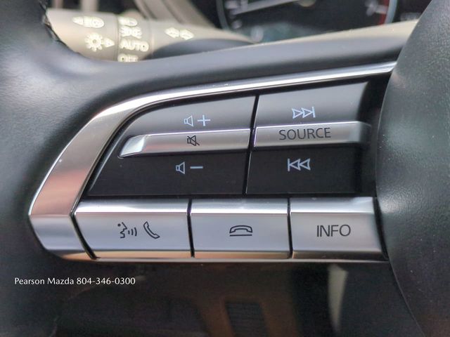 Vehicle image 25 of 26