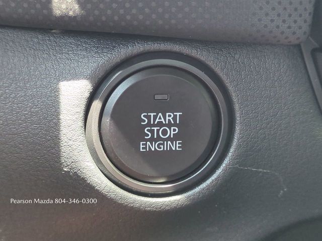 Vehicle image 24 of 26