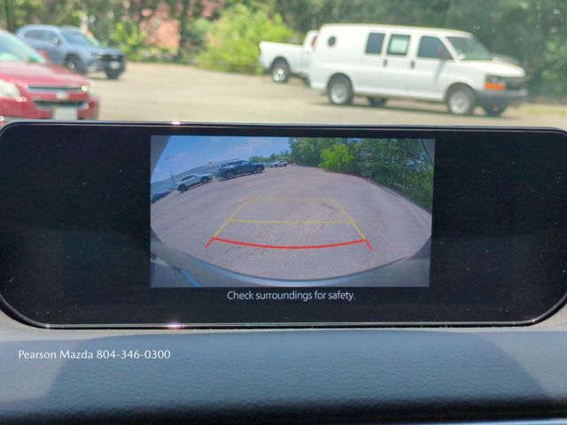 Vehicle image 17 of 26