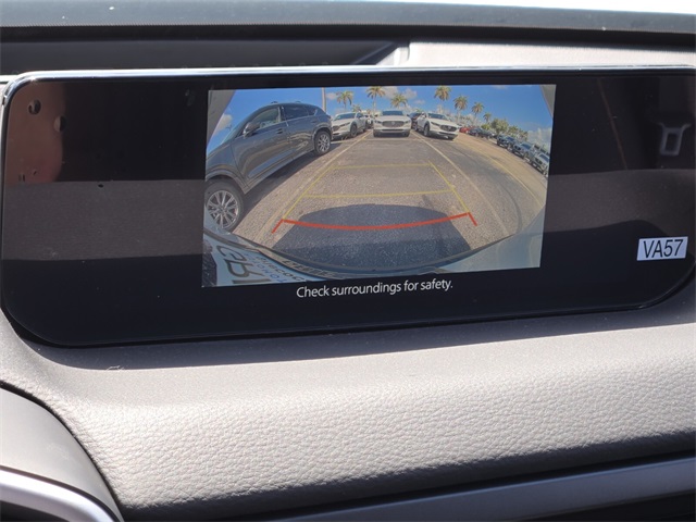 Vehicle image 15 of 18
