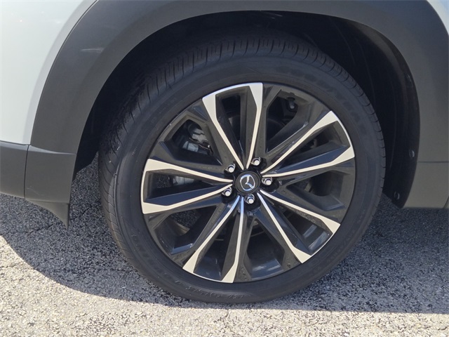Vehicle image 6 of 18
