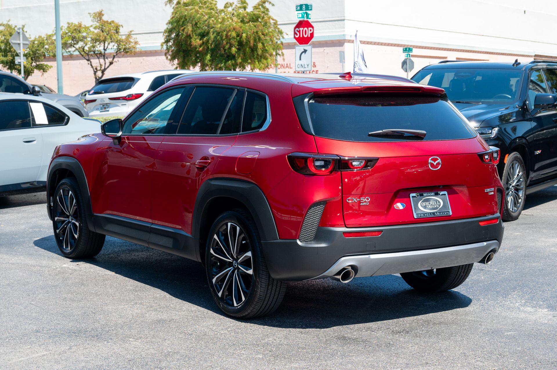 Vehicle image 7 of 44