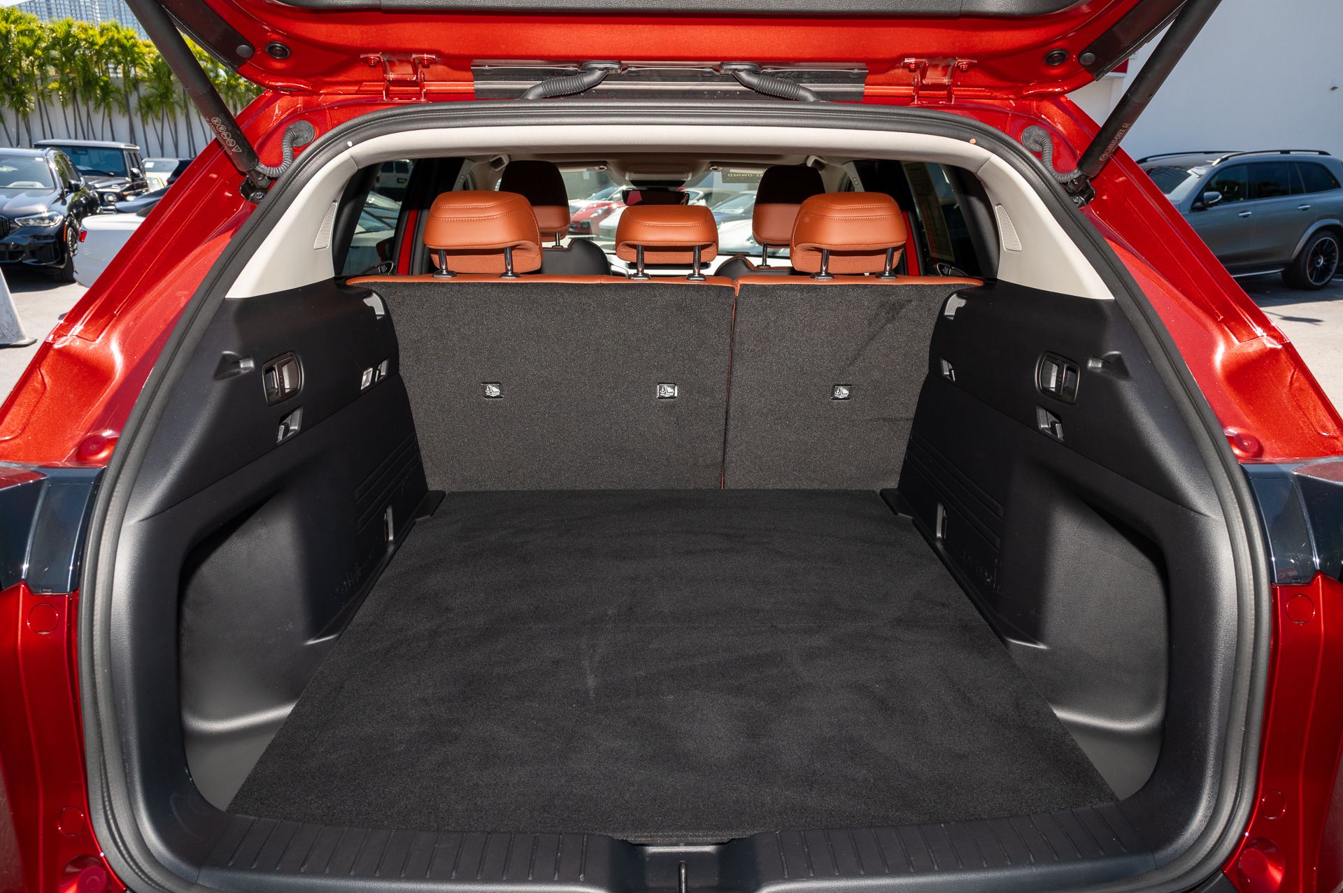 Vehicle image 15 of 44