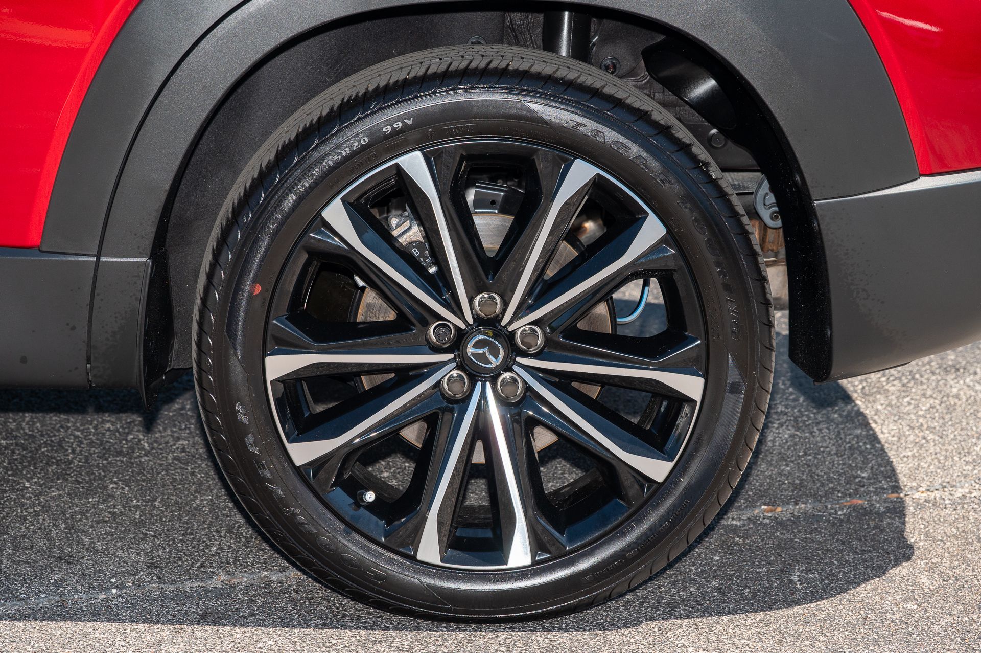 Vehicle image 42 of 44