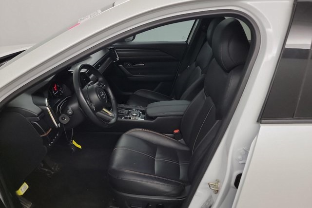 2024 Mazda CX-50 2.5 Turbo Premium Plus Package Image 8 of 9