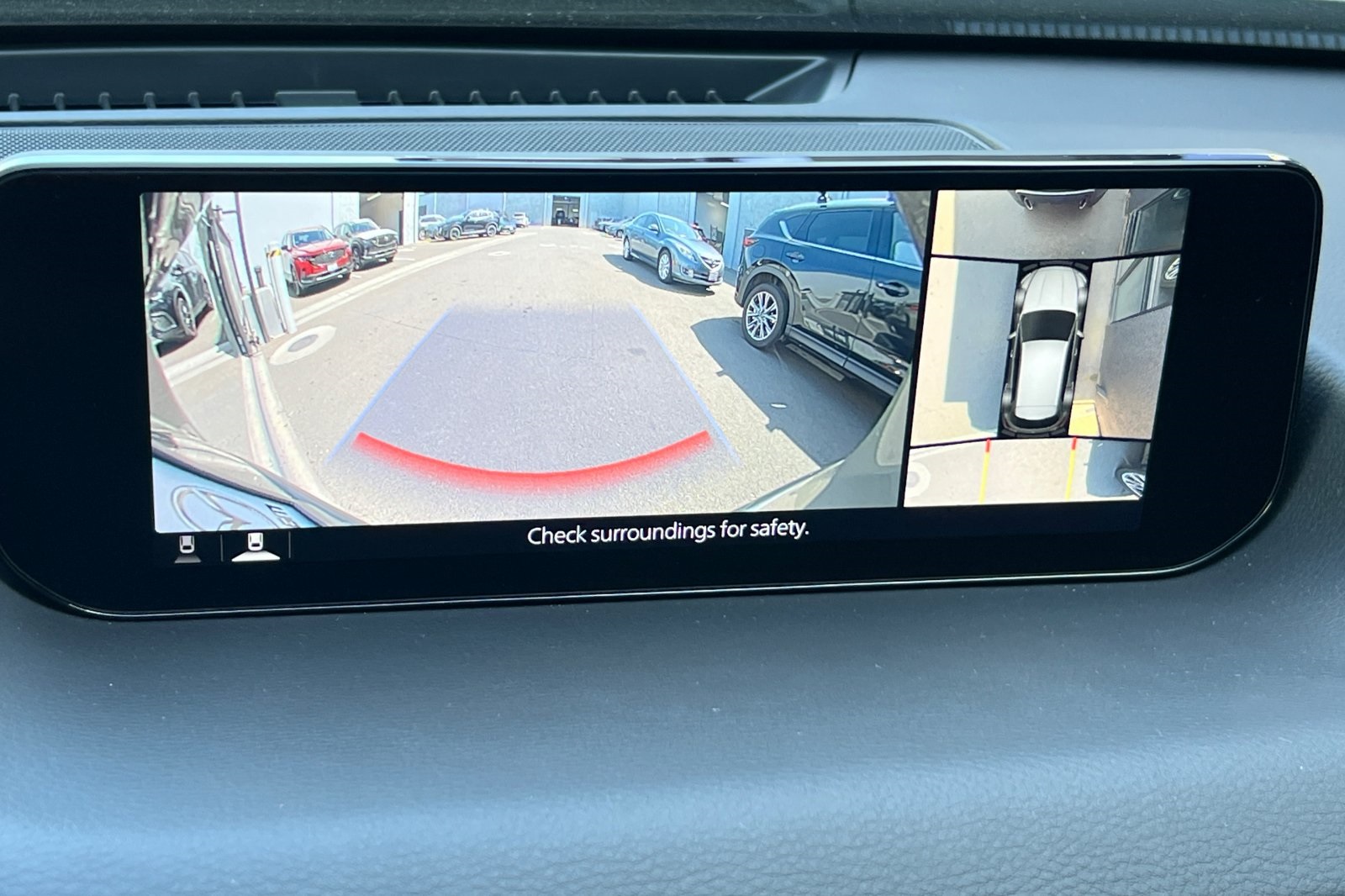 2024 Mazda CX-50 2.5 Turbo Premium Plus Package Image 17 of 34