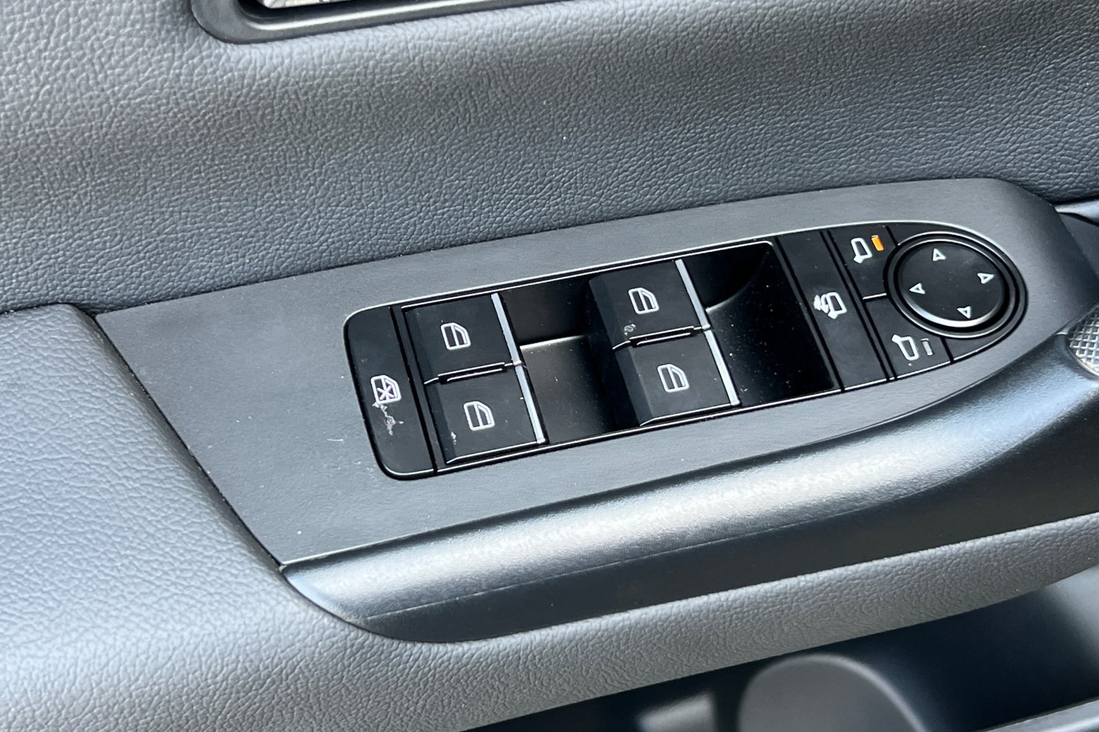 2024 Mazda CX-50 2.5 Turbo Premium Plus Package Image 32 of 34