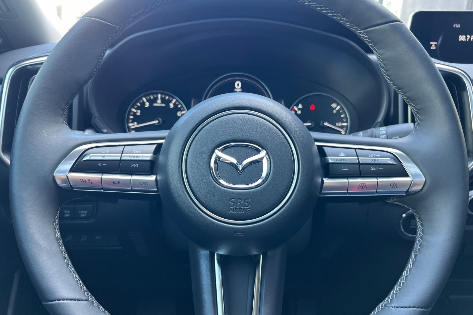 2024 Mazda CX-50 2.5 Turbo Premium Plus Package Image 15 of 34