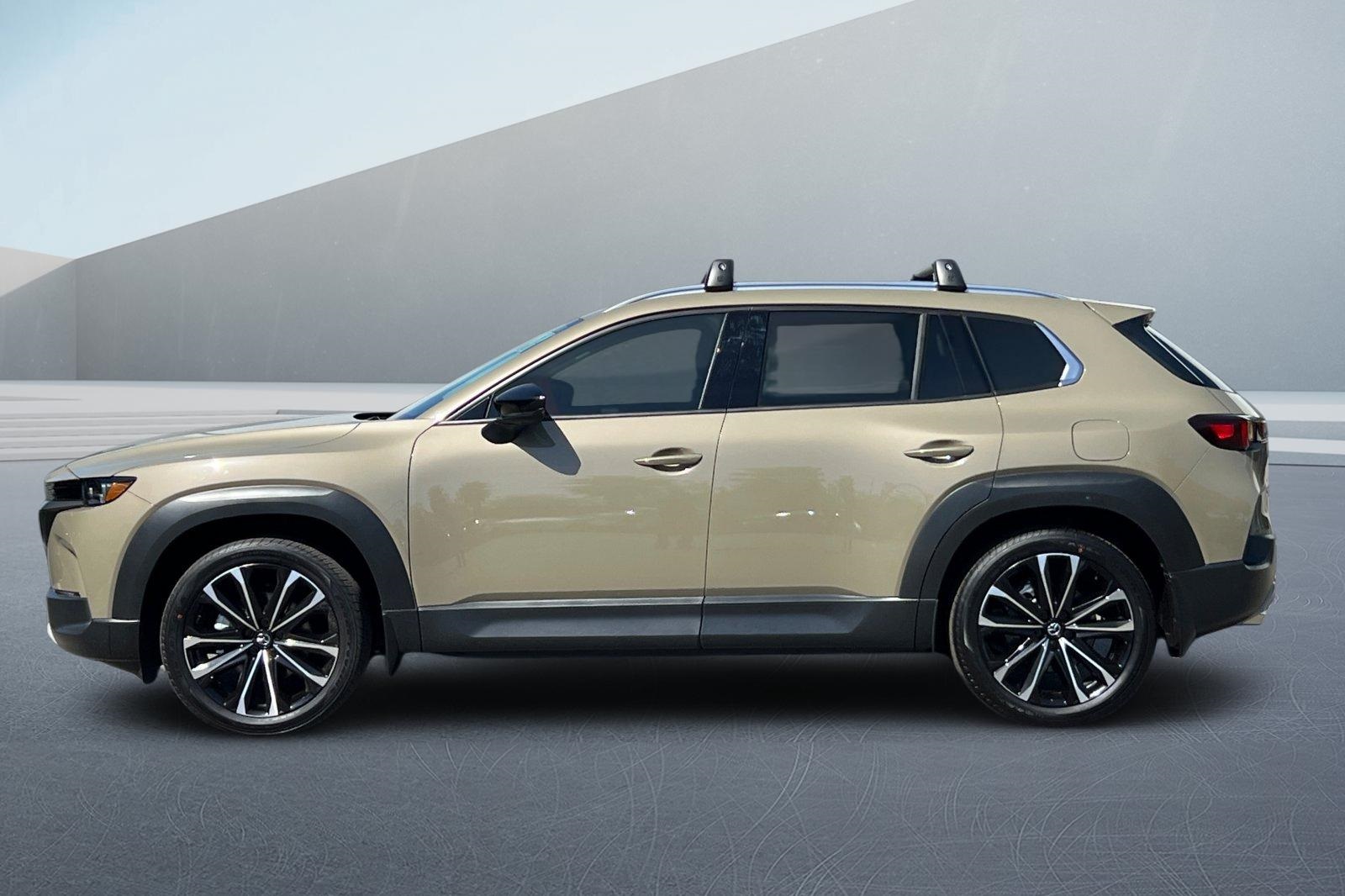 2024 Mazda CX-50 2.5 Turbo Premium Plus Package Image 8 of 34