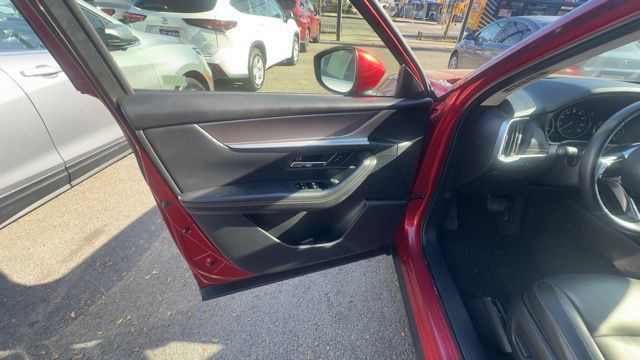 2024 Mazda CX-90 3.3 Turbo Preferred Plus Image 14 of 23