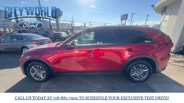 2024 Mazda CX-90 3.3 Turbo Preferred Plus Image 8 of 23