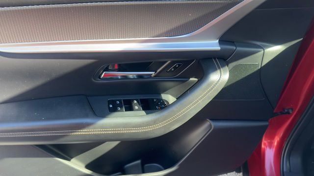 2024 Mazda CX-90 3.3 Turbo Preferred Plus Image 17 of 23