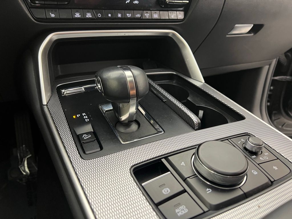 2024 Mazda CX-90 3.3 Turbo Preferred Plus Image 12 of 49