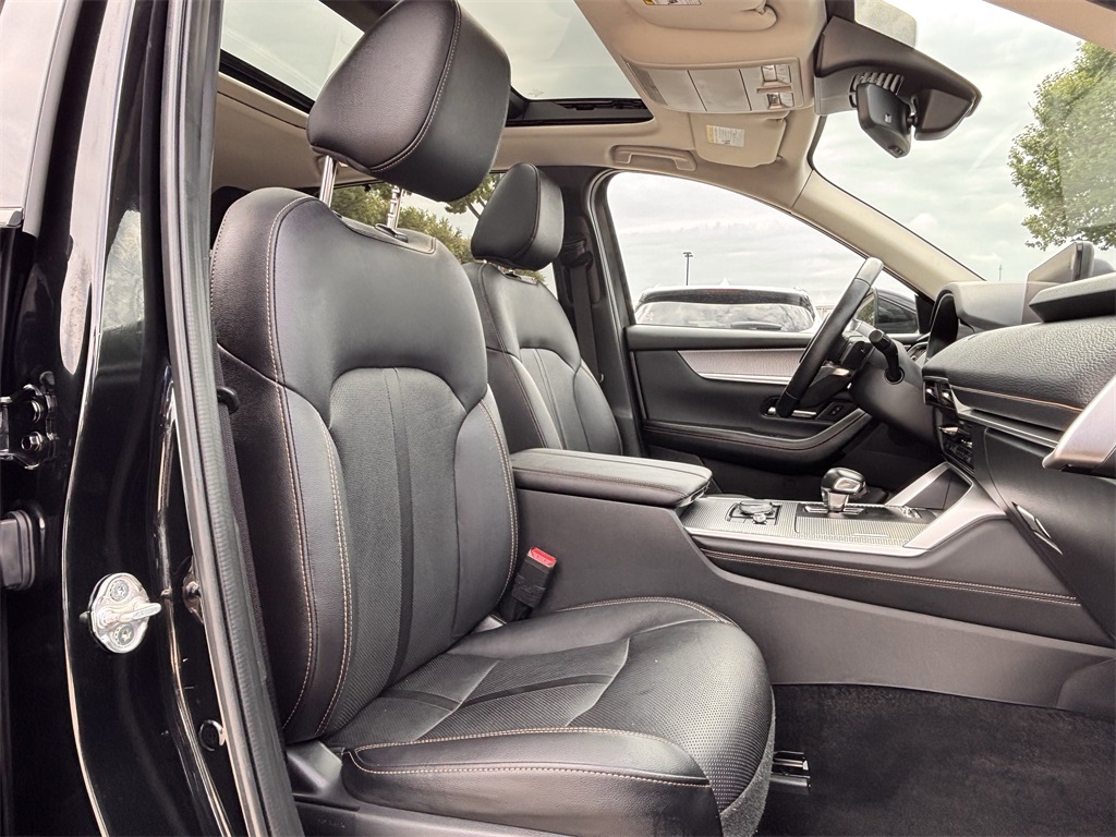 2024 Mazda CX-90 3.3 Turbo S Image 14 of 34