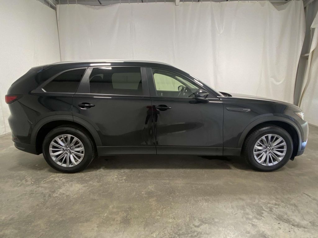 2024 Mazda CX-90 3.3 Turbo Select Image 4 of 25