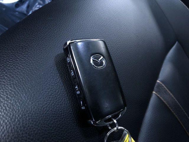 2024 Mazda CX-90 3.3 Turbo Select Image 32 of 37