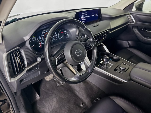 Vehicle image 17 of 36