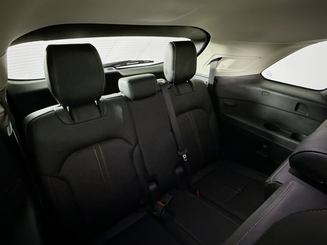 Vehicle image 14 of 36