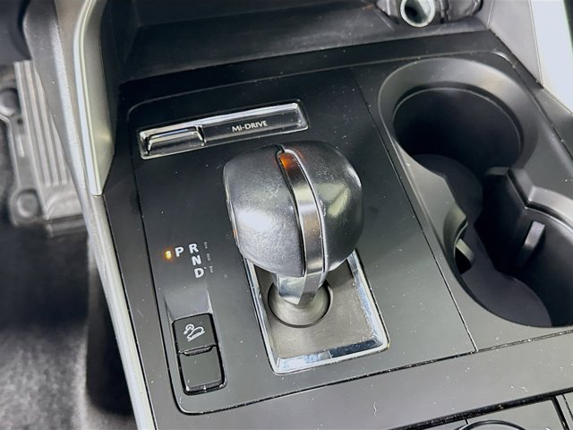 Vehicle image 23 of 36