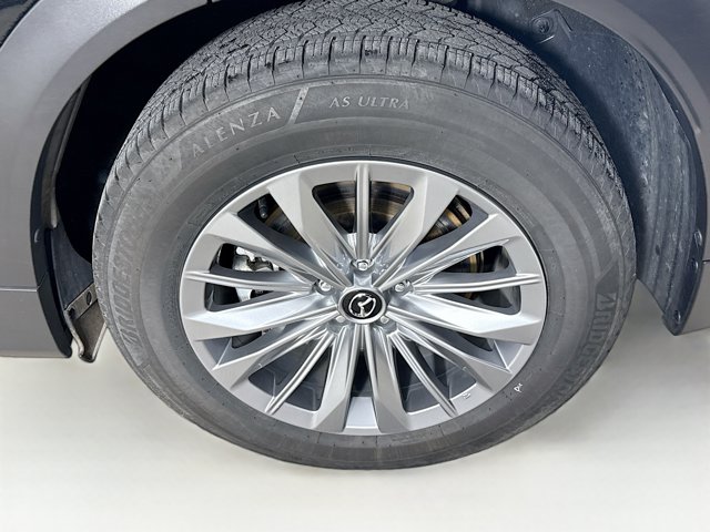Vehicle image 9 of 36