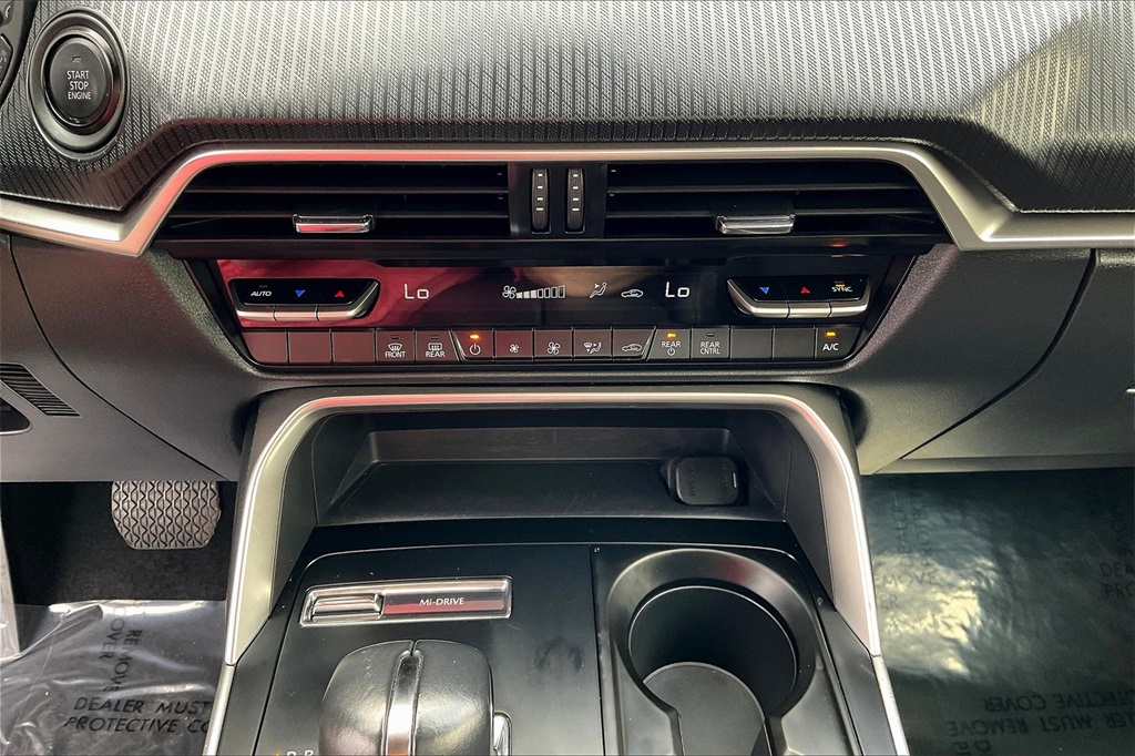 2024 Mazda CX-90 3.3 Turbo Select Image 25 of 32
