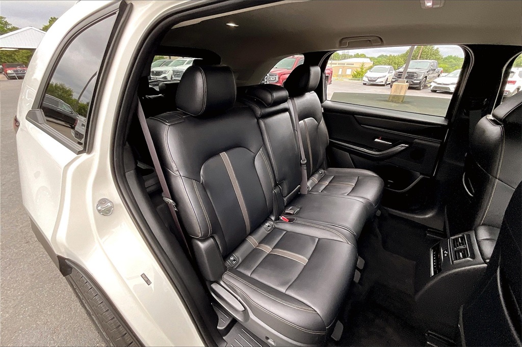2024 Mazda CX-90 3.3 Turbo Select Image 12 of 32