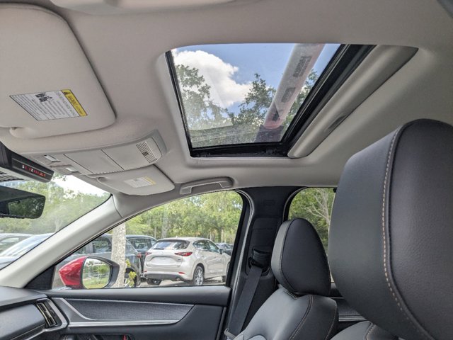 Vehicle image 26 of 27