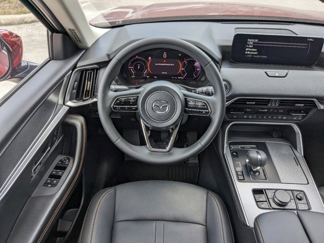 Vehicle image 14 of 27