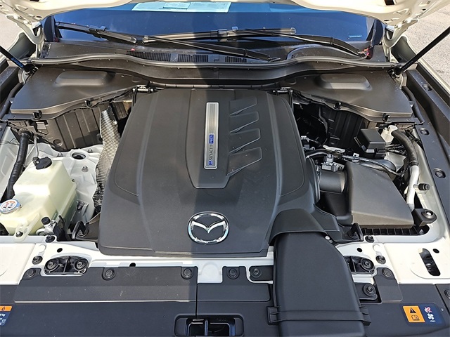 Vehicle image 17 of 31