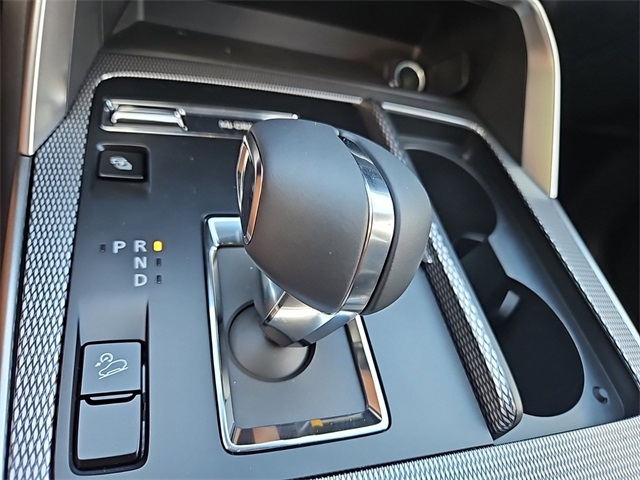 Vehicle image 30 of 31