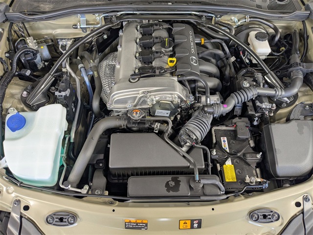Vehicle image 8 of 29
