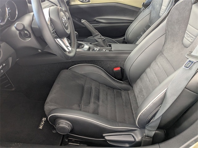 Vehicle image 11 of 29