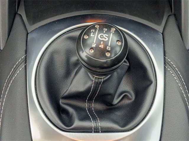 Vehicle image 18 of 29