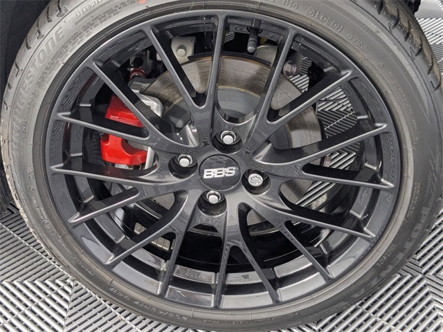 Vehicle image 9 of 29
