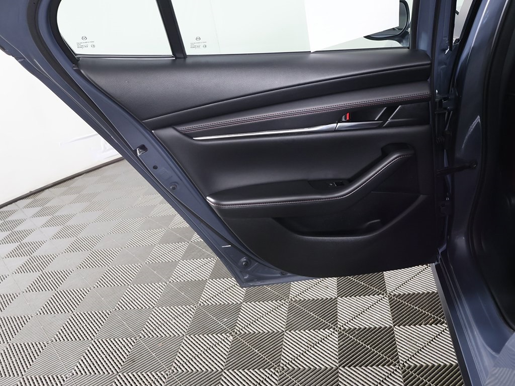 2024 Mazda Mazda3 Sedan 2.5 S Carbon Edition Image 39 of 55